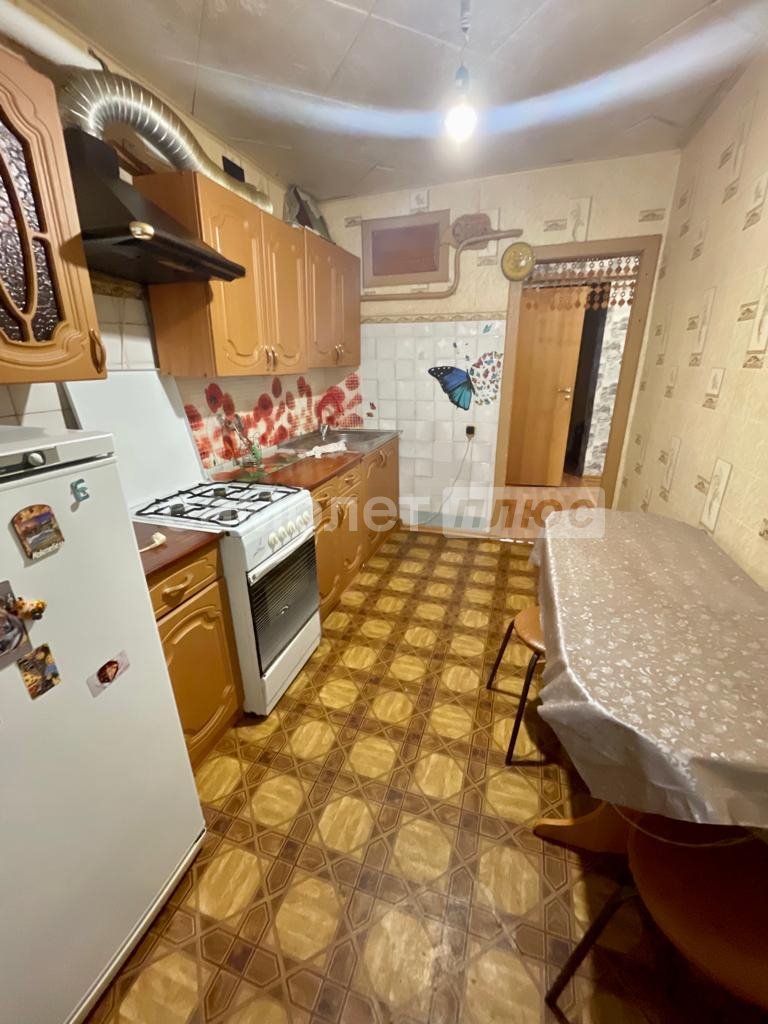 Продажа 2-комнатной квартиры, Калужская, Дзержинского улица,  д.10