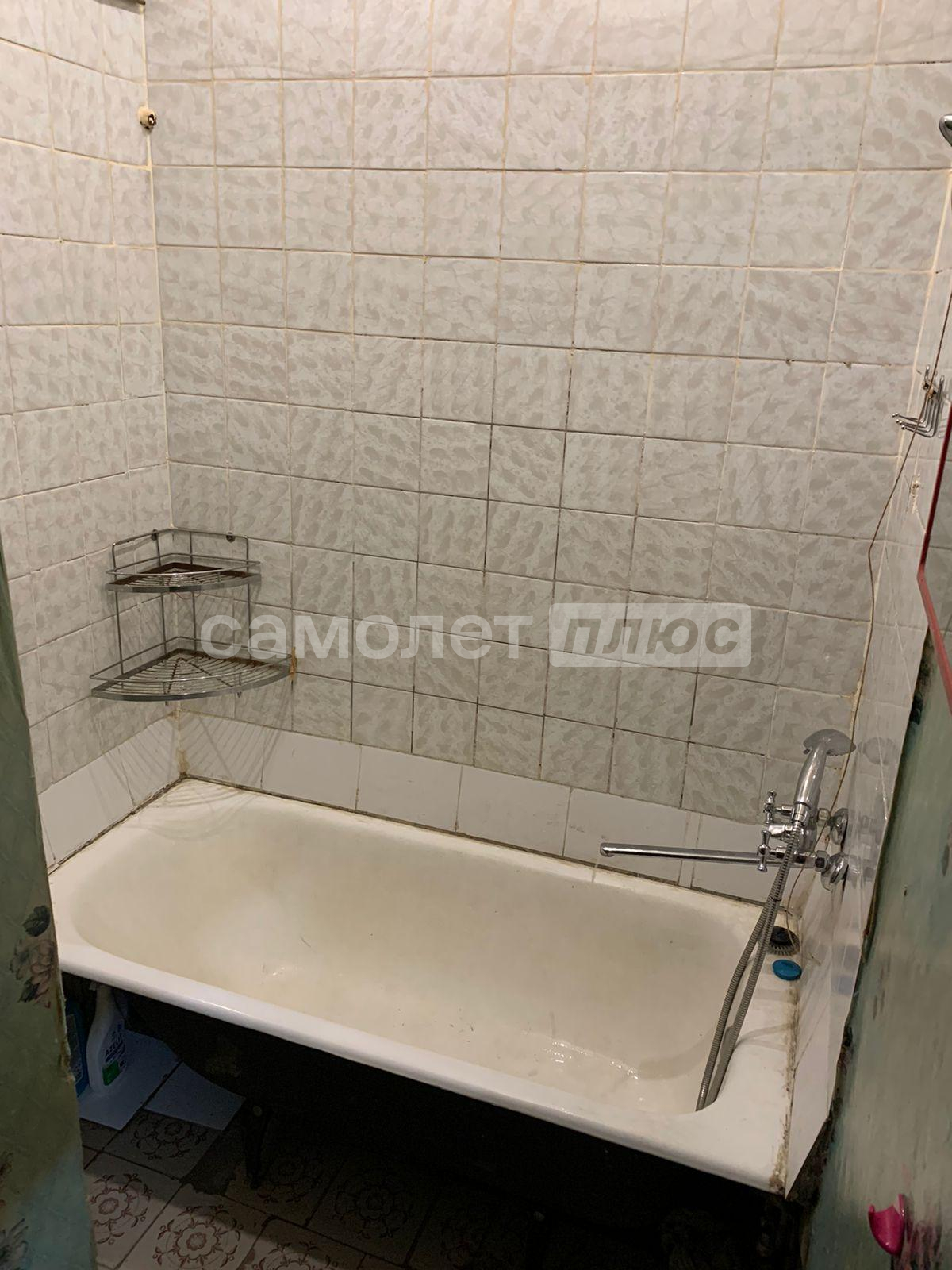 Продажа 2-комнатной квартиры, Калуга, Пухова улица,  д.23