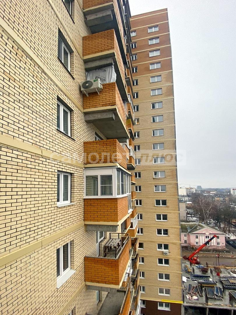 Продажа 3-комнатной квартиры, Калуга, Пухова улица,  д.56