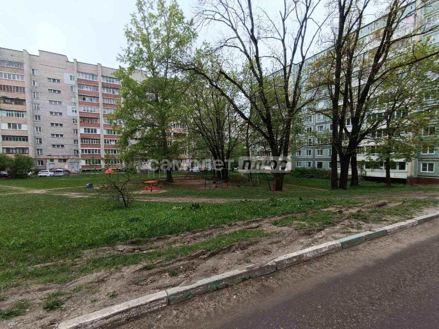 Продажа 3-комнатной квартиры, Калуга, бульвар Энтузиастов,  д.17