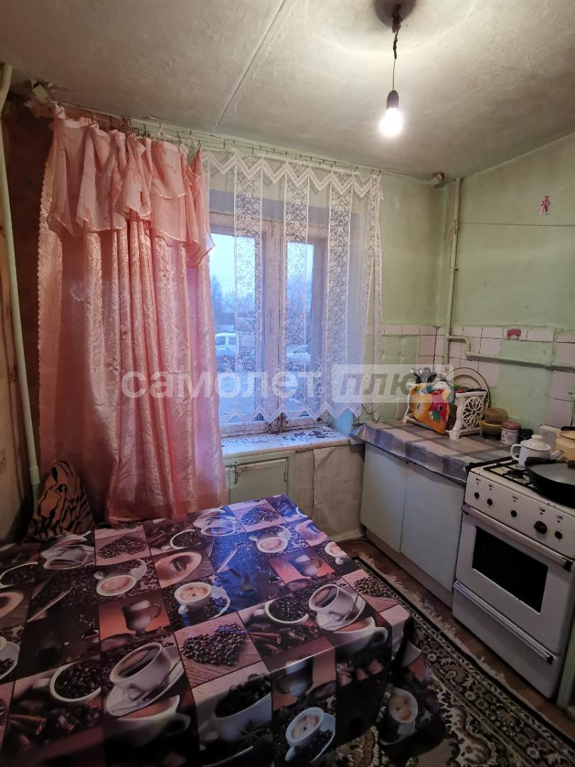 Продажа 3-комнатной квартиры, Сосенский, Кирова улица,  д.16