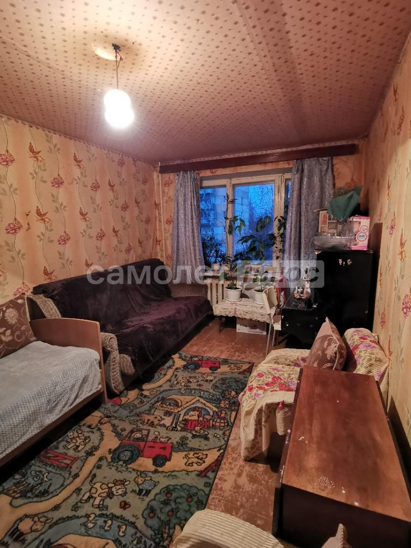 Продажа 3-комнатной квартиры, Сосенский, Кирова улица,  д.16