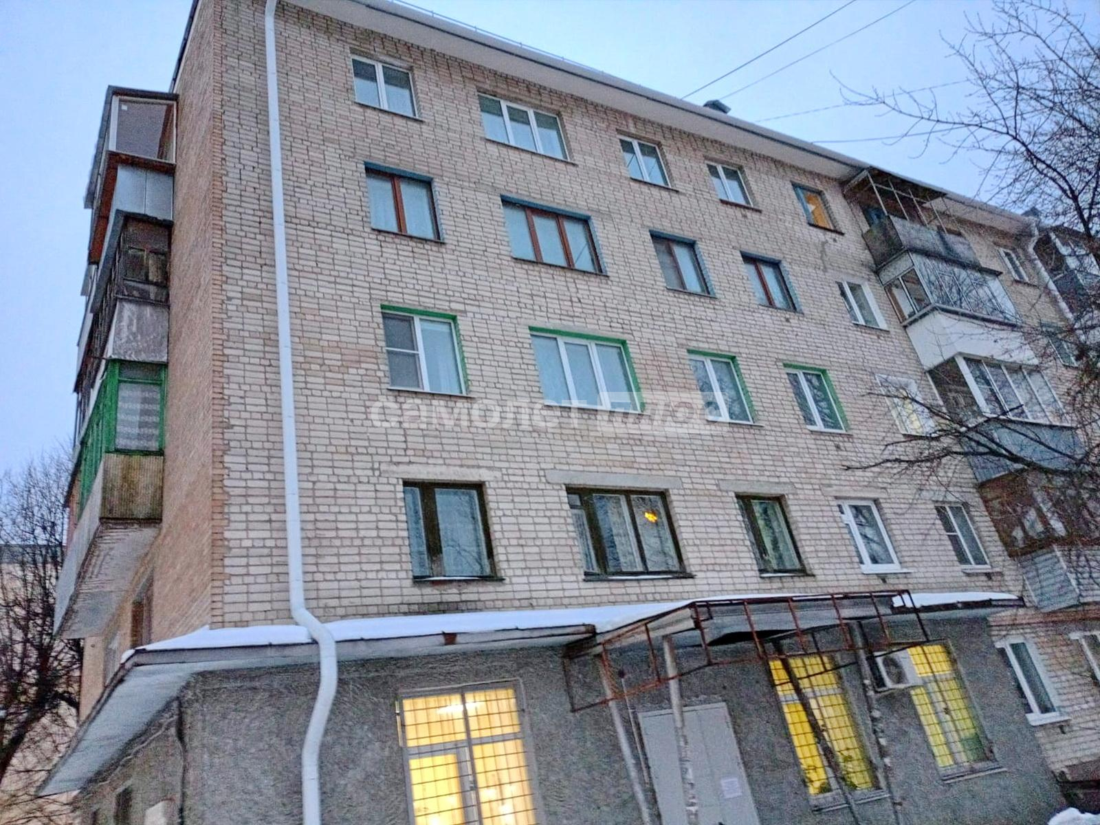 Продажа 4-комнатной квартиры, Калуга, В.Андриановой улица,  д.62