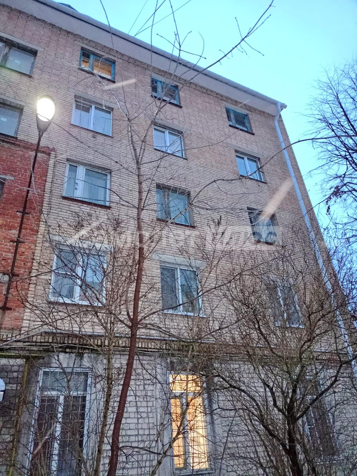 Продажа 4-комнатной квартиры, Калуга, В.Андриановой улица,  д.62